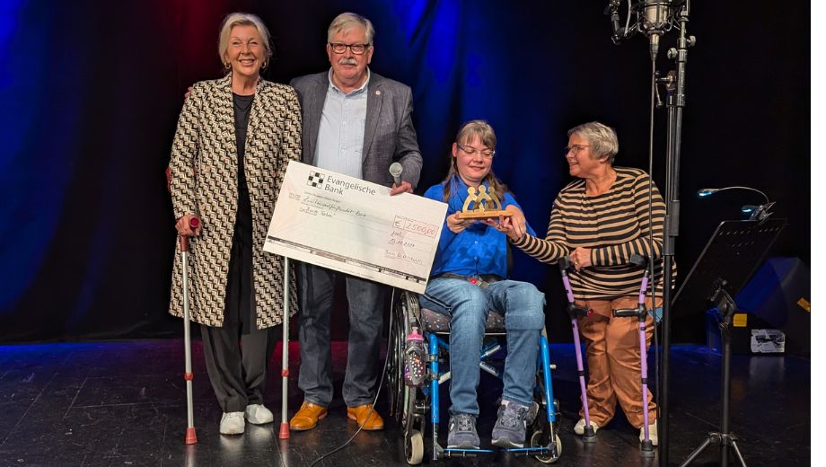 Der Sven-Picker-Inklusionspreis 2024 geht an den Chor "Bunte Farben" aus Kiel